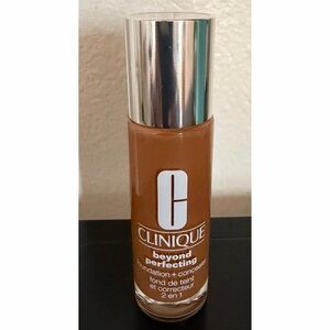 Clinique Beyond Perfecting Foundation - color 26 Amber